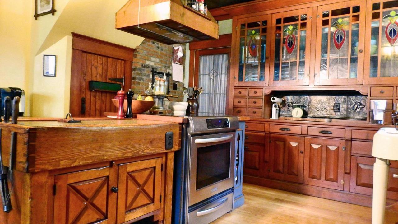 לינה וארוחת בוקר Bragg Creek The Craftsman House מראה חיצוני תמונה
